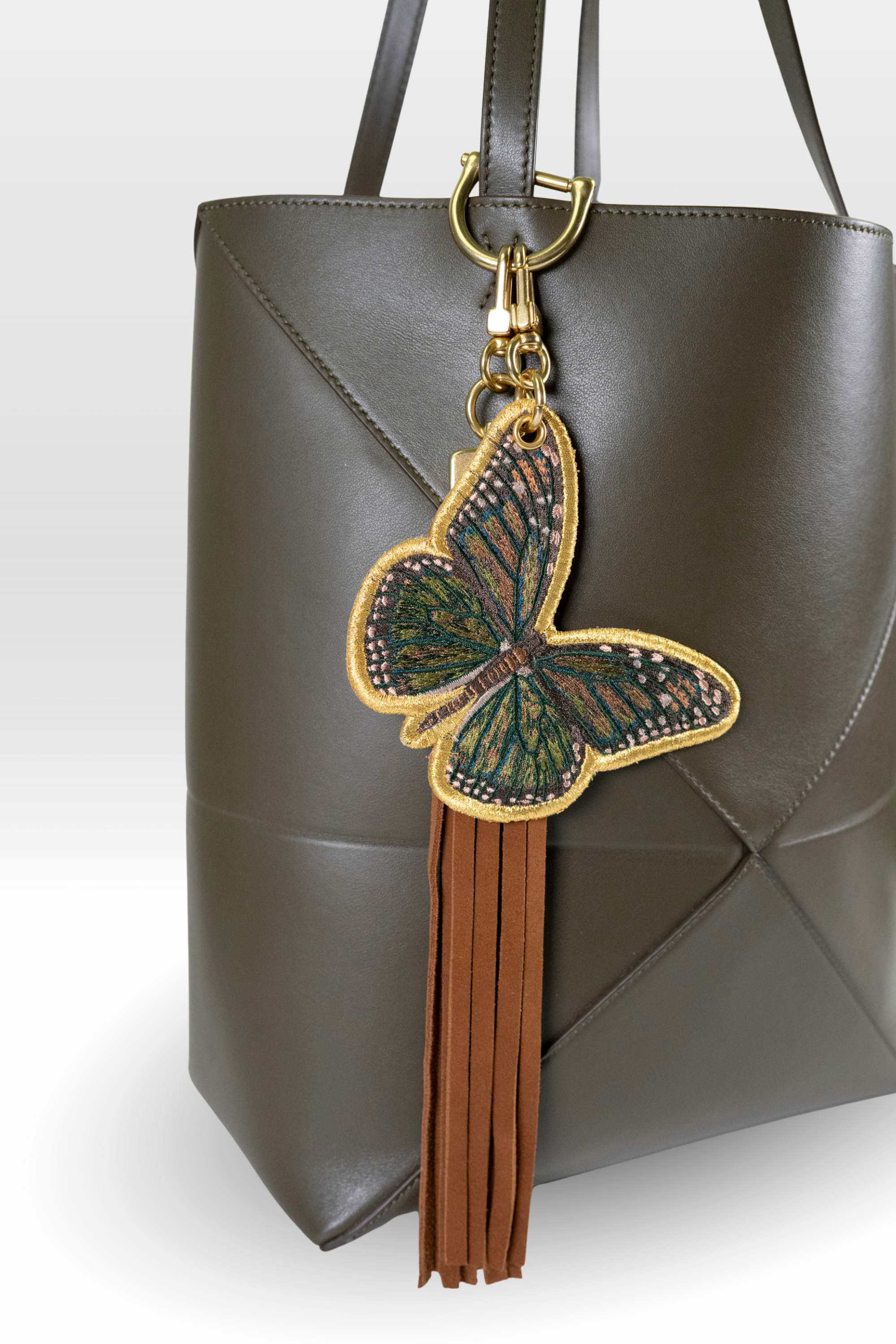 Monarch with Carmel Silverado Tassel Stack